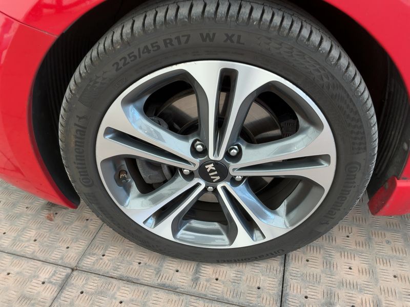 Kia cee'd 1.6 CRDi GT Line 2016 – снимка 3