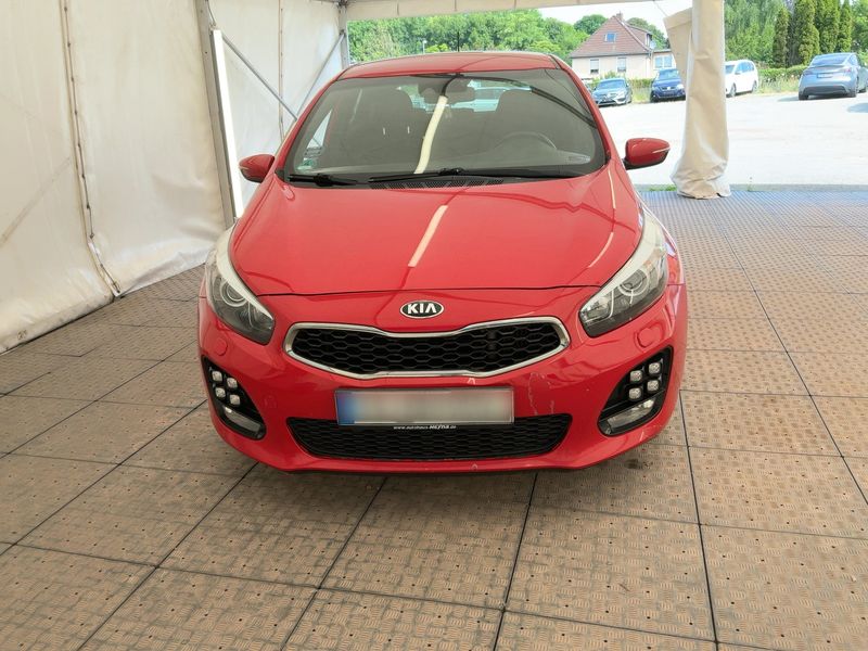 Kia cee'd 1.6 CRDi GT Line 2016 – снимка 14