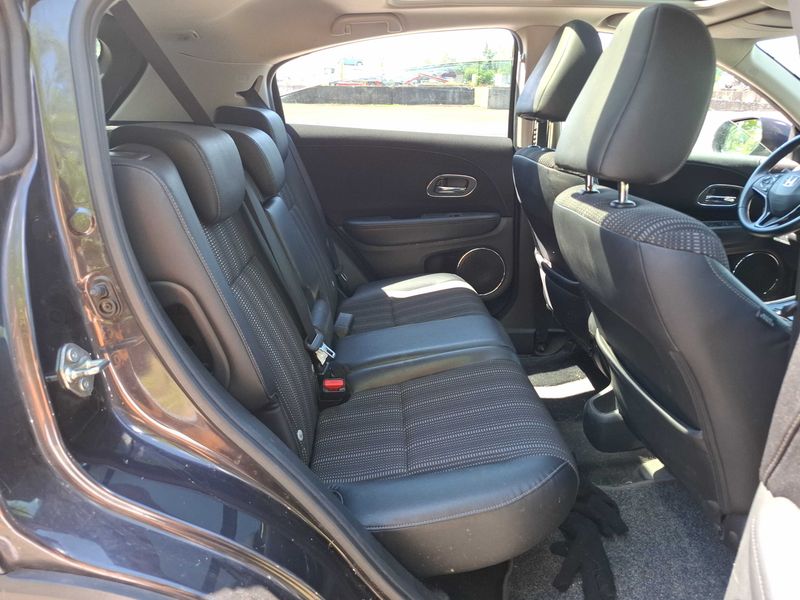 Honda HR-V 1.5 i-VTEC Exclusive Navi 2016 – снимка 14