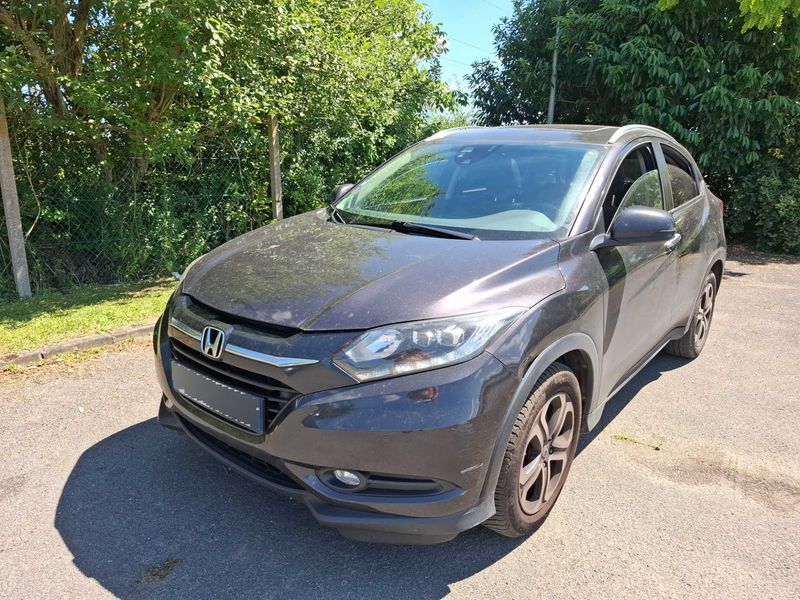 Honda HR-V 1.5 i-VTEC Exclusive Navi 2016 – снимка 2