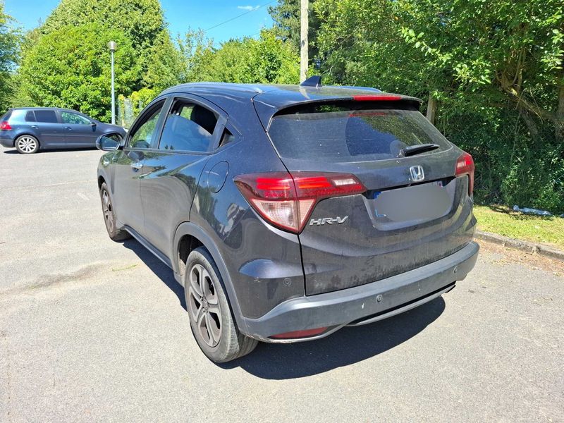 Honda HR-V 1.5 i-VTEC Exclusive Navi 2016 – снимка 3