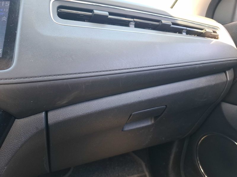 Honda HR-V 1.5 i-VTEC Exclusive Navi 2016 – снимка 27