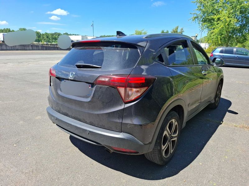 Honda HR-V 1.5 i-VTEC Exclusive Navi 2016 – снимка 5