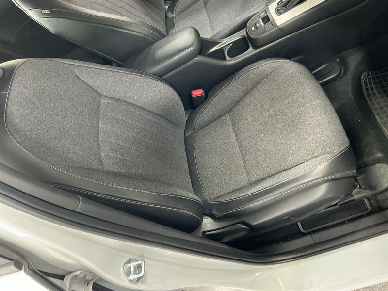 Honda Jazz 1.5 i-MMD Hybrid Elegance 2022 – снимка 34