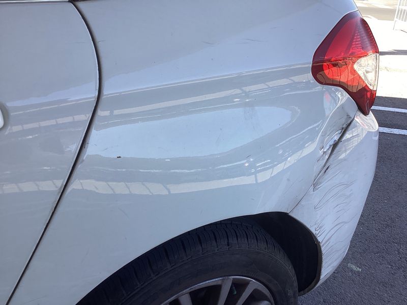 Citroen C4 1.6 HDi Tendance 2011 – снимка на щета 39