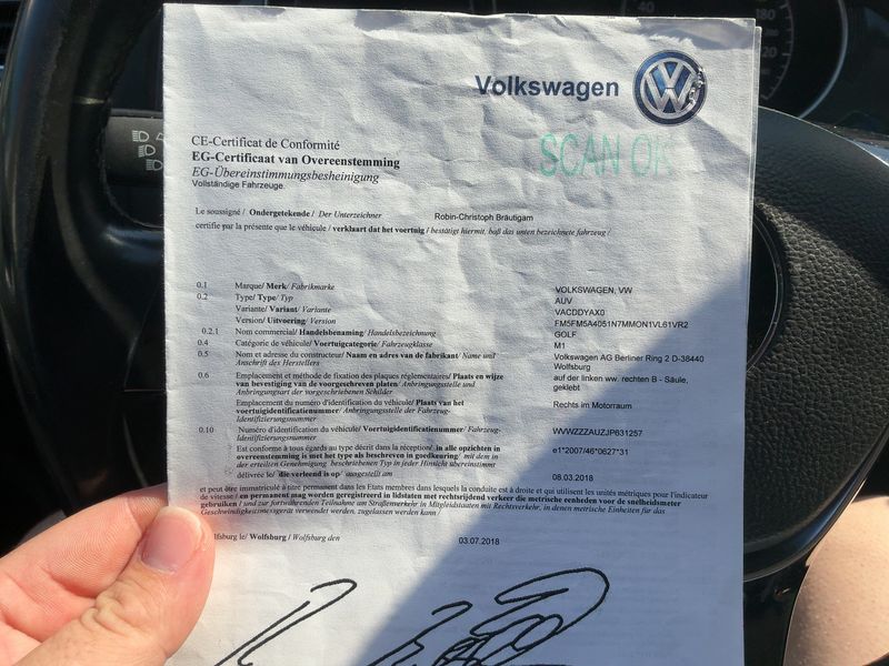 Volkswagen Golf VII 1.6 TDI Comfortline BlueMotion Tech 2018 – снимка 21