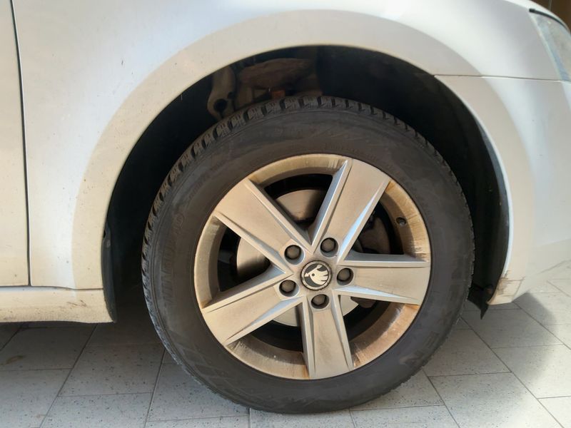 Skoda Octavia 2.0 TDI Elegance 2014 – снимка 11