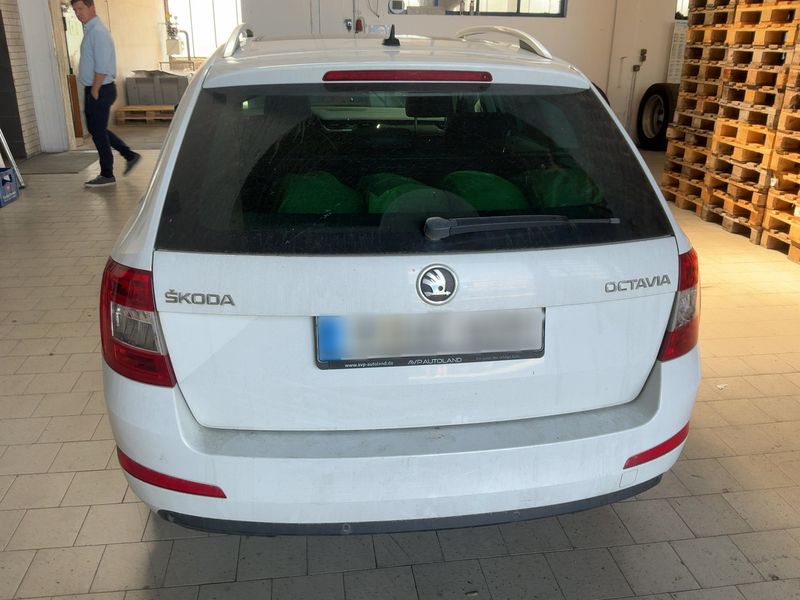 Skoda Octavia 2.0 TDI Elegance 2014 – снимка 7