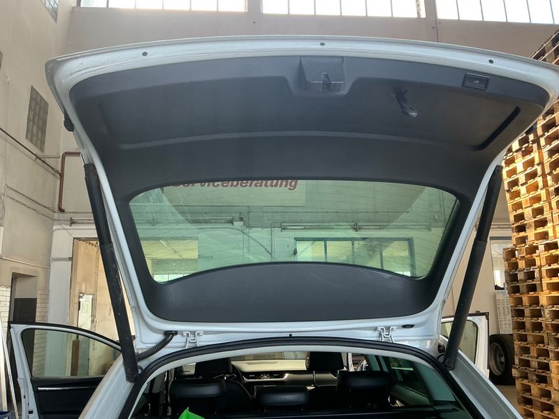 Skoda Octavia 2.0 TDI Elegance 2014 – снимка 38