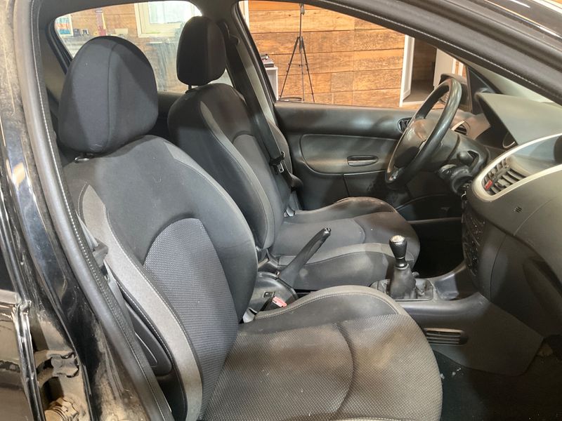 Peugeot 206+ 1.4 HDi Trendy 2010 – снимка 3