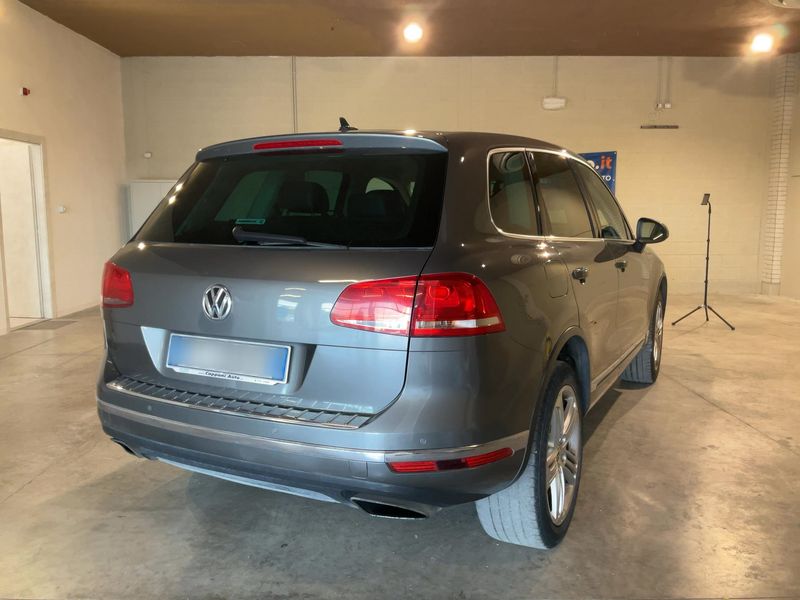 Volkswagen Touareg 3.0 V6 TDI Executive BlueMotion Tech 2016 – снимка 8