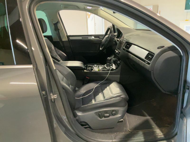 Volkswagen Touareg 3.0 V6 TDI Executive BlueMotion Tech 2016 – снимка 16