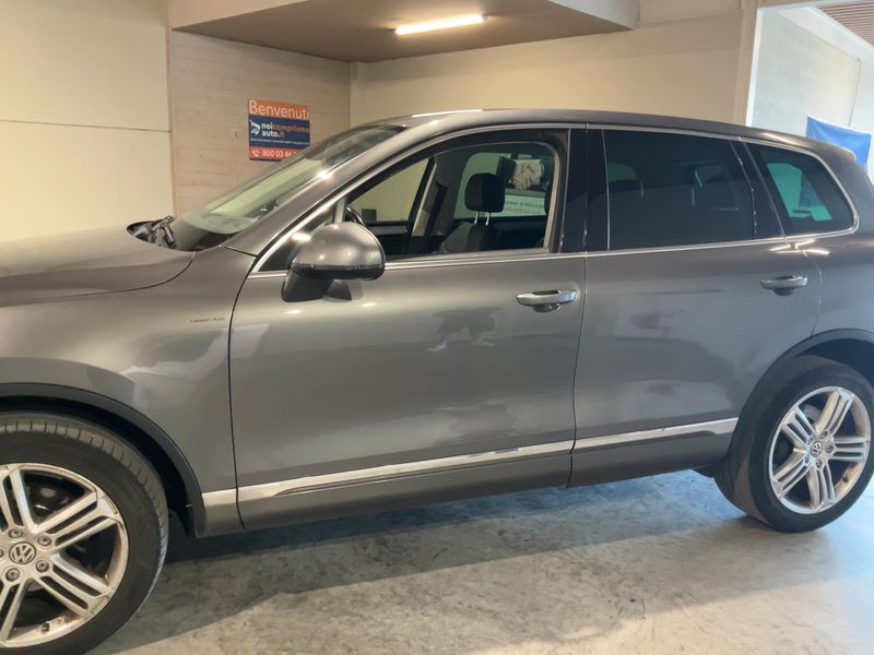 Volkswagen Touareg 3.0 V6 TDI Executive BlueMotion Tech 2016 – снимка 4