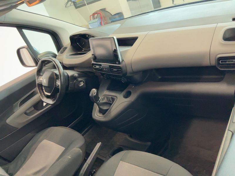 Peugeot Rifter 1.5 Diesel Allure L1 2018 – снимка 18