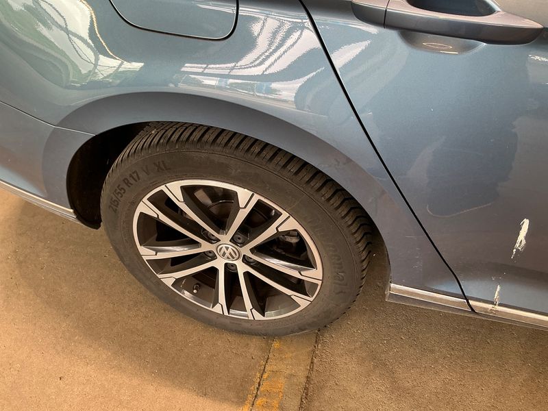 Volkswagen Passat 2.0 TDI Highline BlueMotion Tech 2018 – снимка 21