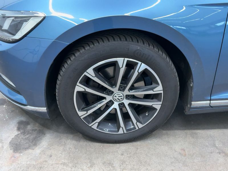 Volkswagen Passat 2.0 TDI Highline BlueMotion Tech 2018 – снимка 3