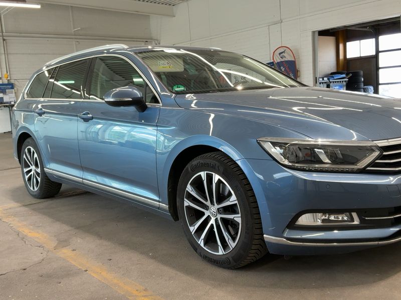 Volkswagen Passat 2.0 TDI Highline BlueMotion Tech 2018 – снимка 12