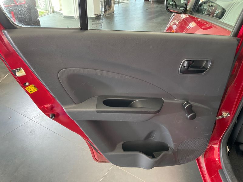 Suzuki Celerio 1.0 Club 2017 – снимка 31