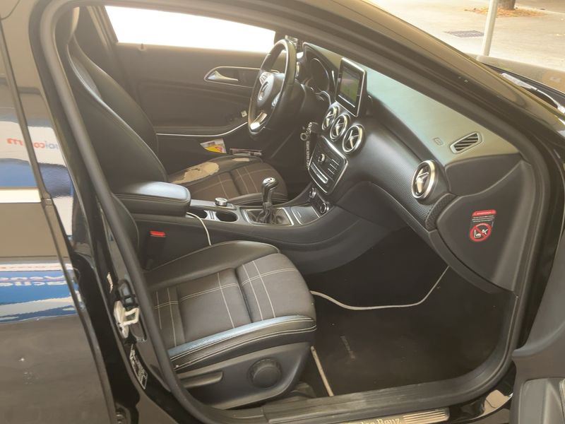 Mercedes-Benz A-Klasse A 180 CDI BlueEfficiency Urban 2016 – снимка 16