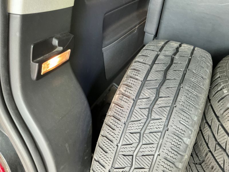 Volkswagen T5 Multivan 2.0 TDI Highline 4Motion 2013 – снимка 40
