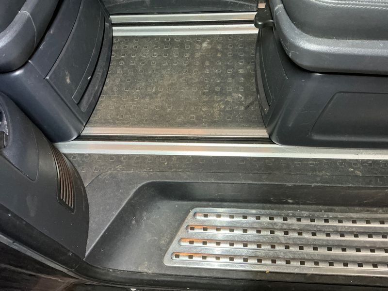 Volkswagen T5 Multivan 2.0 TDI Highline 4Motion 2013 – снимка 33
