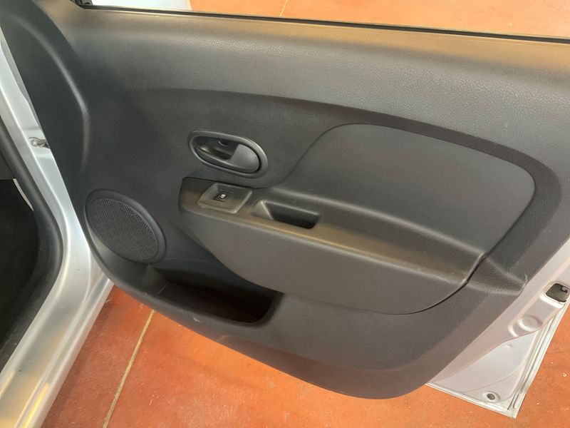 Dacia Logan MCV 0.9 TCe Silver Line 2017 – снимка 28