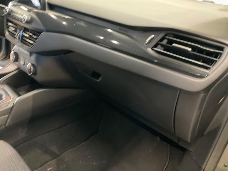 Ford Focus 1.5 TDCi EcoBlue ST-Line 2019 – снимка 35