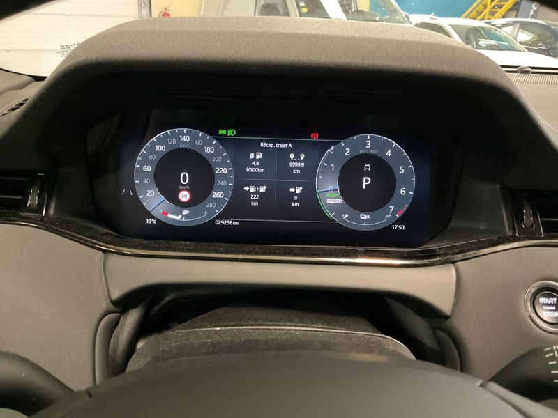 Land Rover Evoque P270e Hybrid S Dark Edition 2024 – снимка 18