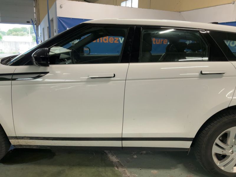 Land Rover Evoque P270e Hybrid S Dark Edition 2024 – снимка 4
