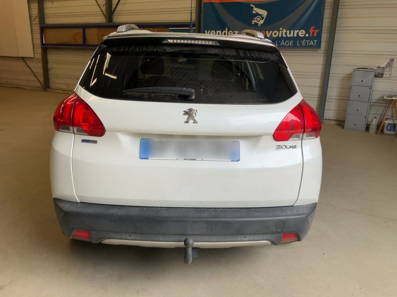 Peugeot 2008 1.2 PureTech Allure 2016 – снимка 7