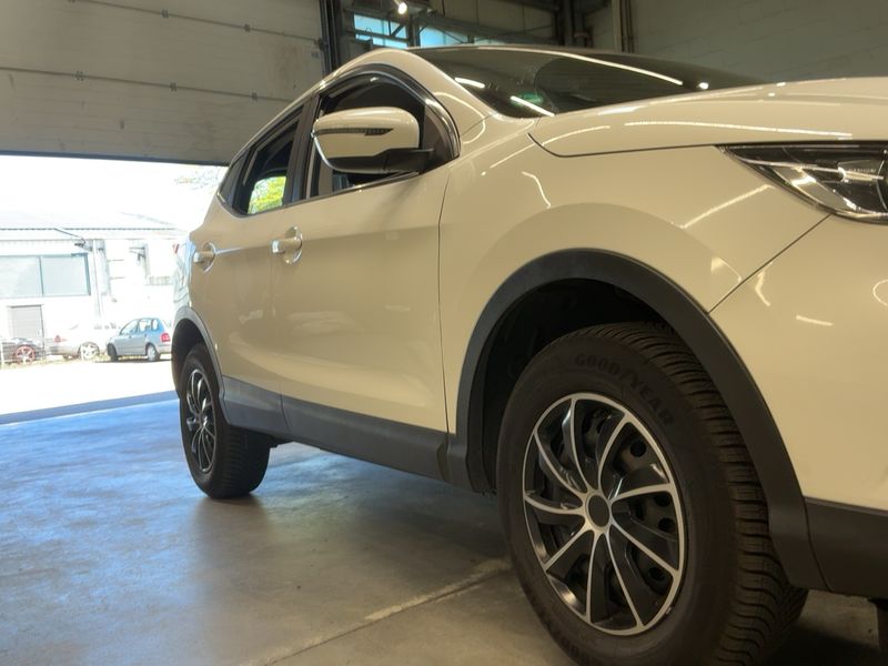Nissan Qashqai 1.3 DIG-T Visia 2019 – снимка 12