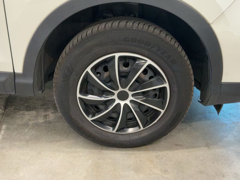 Nissan Qashqai 1.3 DIG-T Visia 2019 – снимка 11