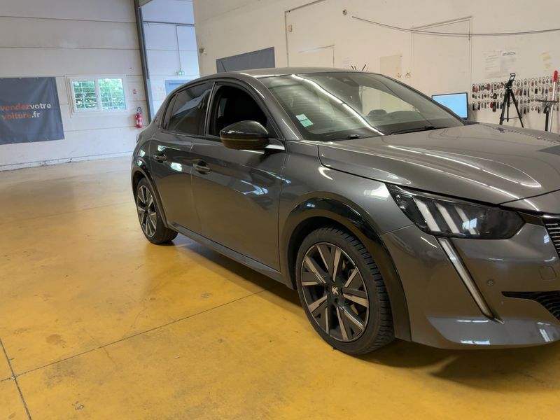 Peugeot 208 1.2 PureTech GT Line 2020 – снимка 12