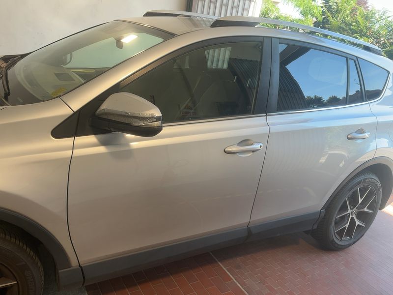 Toyota RAV 4 2.0 D-4D Style 2016 – снимка 4