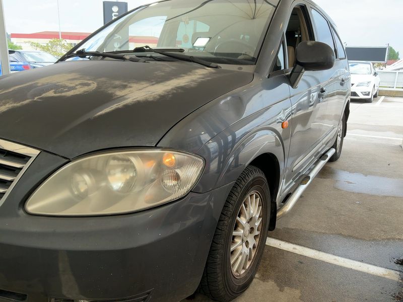 Ssangyong Rodius 270 Xdi 2010 – снимка 2