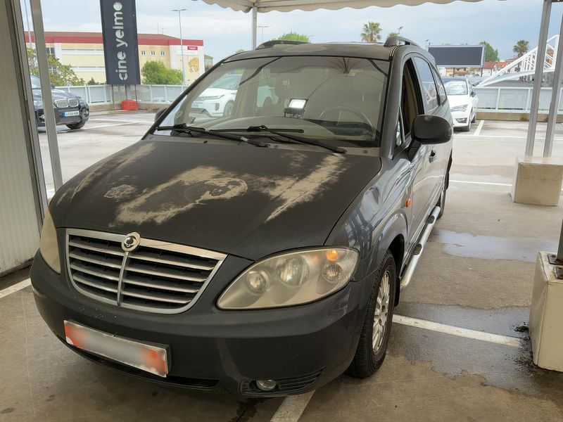 Ssangyong Rodius 270 Xdi 2010 – снимка 1