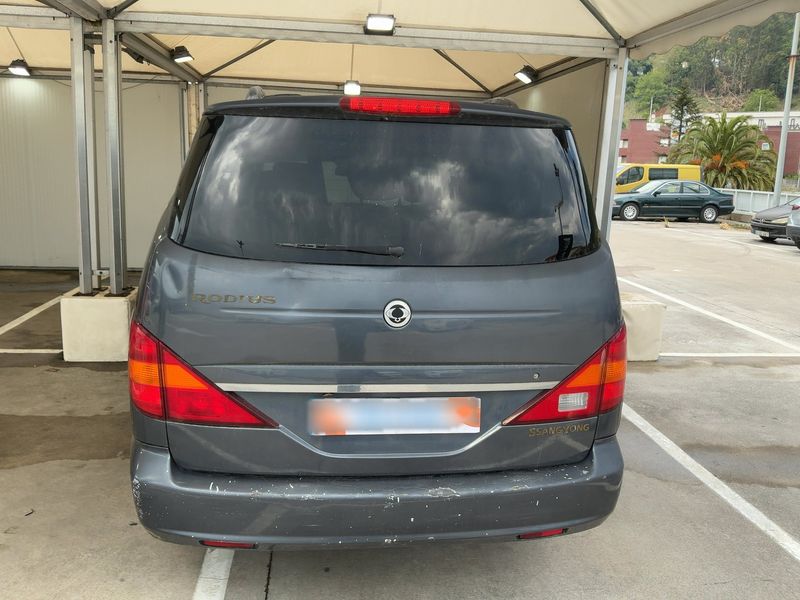 Ssangyong Rodius 270 Xdi 2010 – снимка 7