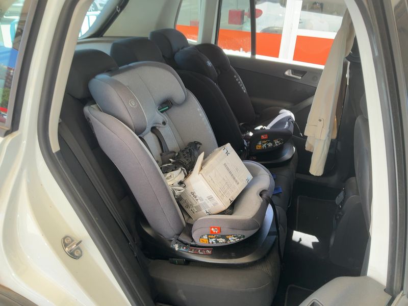 Volkswagen Tiguan 2.0 TDI Advance BlueMotion Tech 2014 – снимка 14