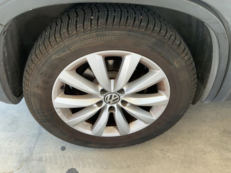 Volkswagen Tiguan 2.0 TDI Advance BlueMotion Tech 2014 – снимка 19