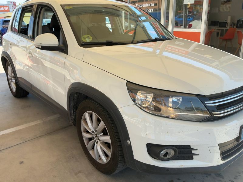 Volkswagen Tiguan 2.0 TDI Advance BlueMotion Tech 2014 – снимка 8