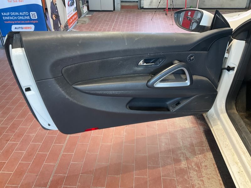 Volkswagen Scirocco 1.4 TSI 2008 – снимка 35
