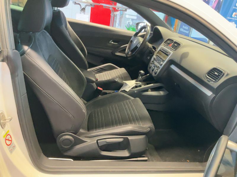 Volkswagen Scirocco 1.4 TSI 2008 – снимка 17