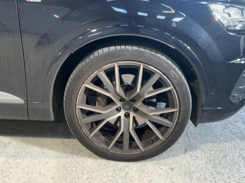 Audi Q7 50 TDI quattro Avus Extended 2019 – снимка 11