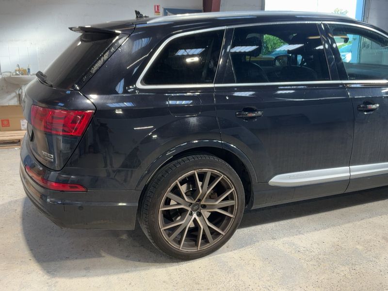 Audi Q7 50 TDI quattro Avus Extended 2019 – снимка 8
