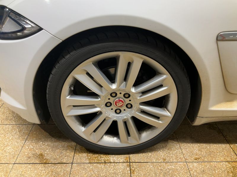 Jaguar XF 2.2 D 2014 – снимка 3