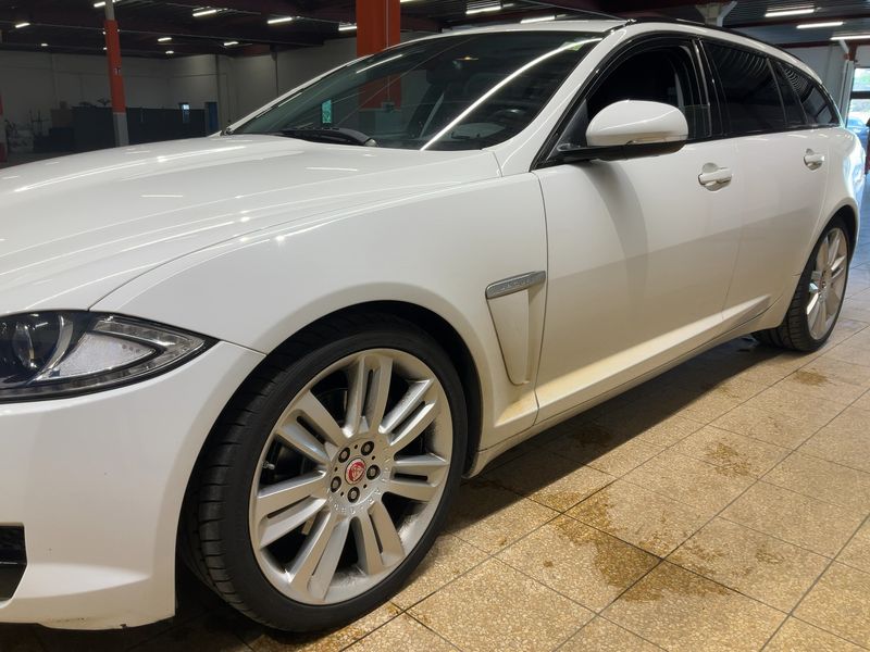 Jaguar XF 2.2 D 2014 – снимка 2