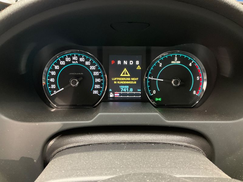 Jaguar XF 2.2 D 2014 – снимка 18