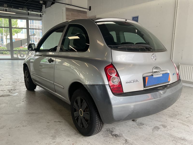 Nissan Micra 1.2 Acenta 2010 – снимка 6