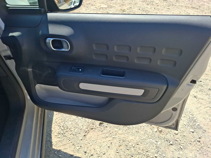 Citroen C3 1.2 PureTech YOU 2021 – снимка 36