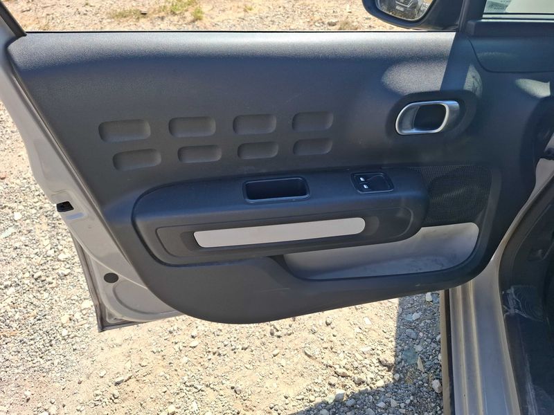 Citroen C3 1.2 PureTech YOU 2021 – снимка 27
